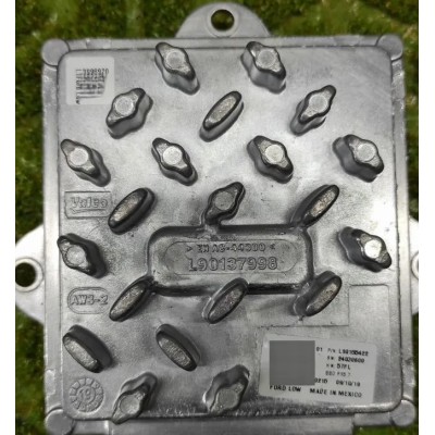 LED модуль DRL VALEO Ford EDGE TITANIUM L90155422 / L90155434 (L90137997 / L90137998) FORD MID 8705937