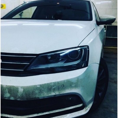 Установка биксеноновых линз Galaxy Q5 на Volkswagen Jetta