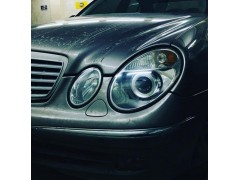Замена штатных линз Mercedes E W211 на биксеноновые линзы Hella 3R Standart 
