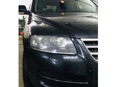  Замена штатных биксеноновых линз Volkswagen Touareg на линзы Hella 3R Premium